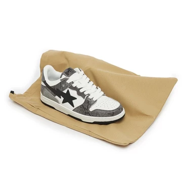 A Bathing Ape BAPE SK8 Sta Black Snakeskin auf dem Staubbeutel