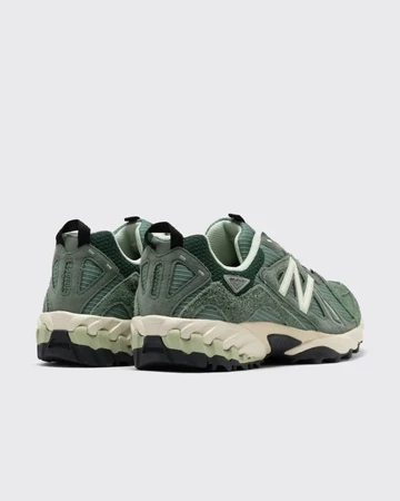 New Balance 610 Lunar New Year Green seitlich von Hinten