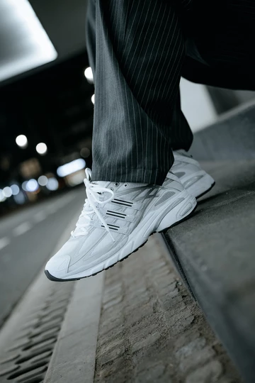 adidas Adistar Cushion 3 Cloud White – Latest Pick Up