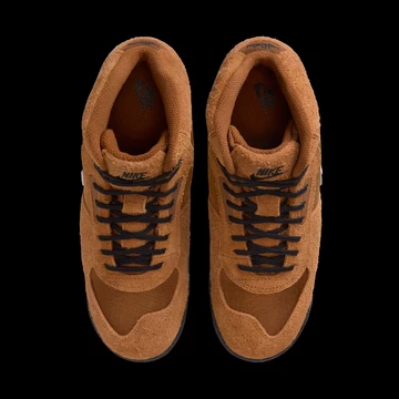 Stussy x Nike Baltoro Light British Tan Paar