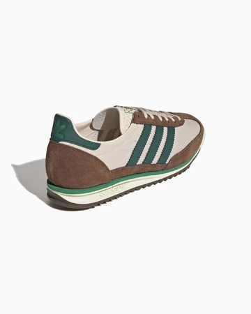 Der adidas SL 72 Linen von hinten