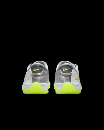 Total 90 x Palace Metallic Silver