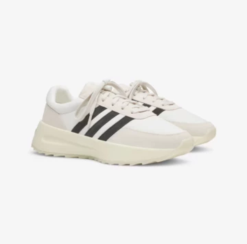 Fear of God x adidas Los Angeles Cream White schräg seitlich