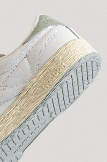 solebox Reebok Club C 85 Vintage Detail von Hinten