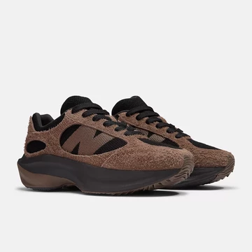 New Balance Warped Runner Dark Mushroom Paar
