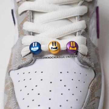 Rayssa Leal Nike SB Dunk Low Schnürsenkel-Anhänger