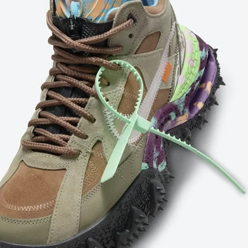 Off White Nike Air Terra Forma Archaeo Brown detail Mittelfußbereich