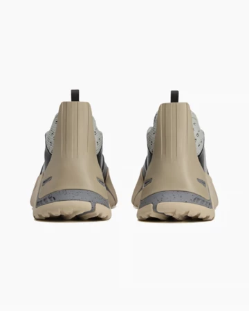 Dingyun Zhang Kouza Pack Ash Silver von hinten