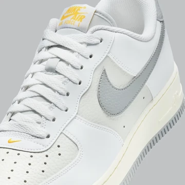 Air Force 1 Low Next Nature Photon Dust Detail Mittelfußbereich