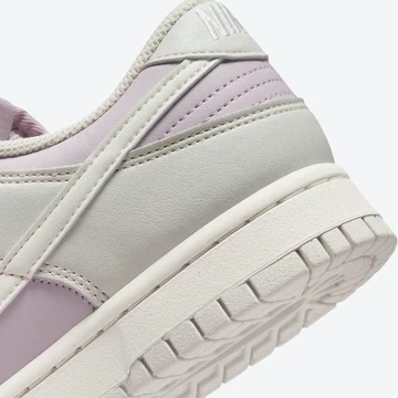 Dunk Low Light Bone Pink Detail Ferse