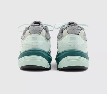 New Balance 990v6 Community Mint Ferse