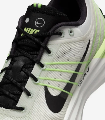 Nike Lunar Roam White Silver Detail Laces