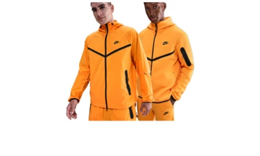 Nike Tech Apparel Kollektion