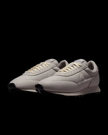 Nike Daybreak Moon Particle