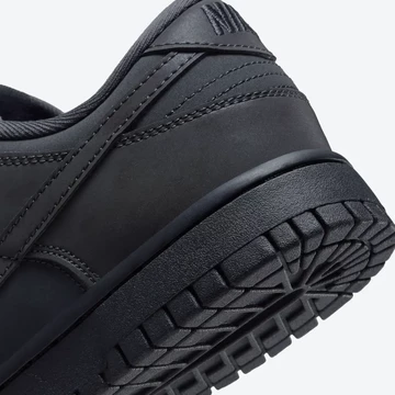 Dunk Low Cyber Reflective Detail Ferse