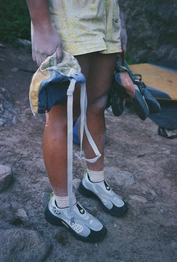 Nicole McLaughlin Merrell Moc Speed Streak Evo - Birch/Hiviz - On Feet