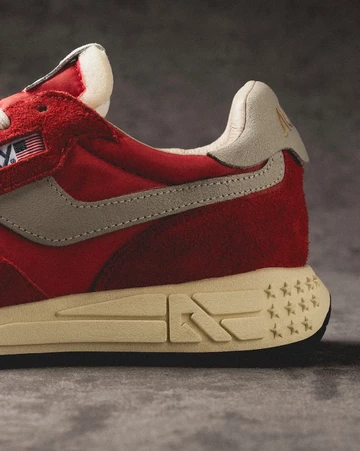 Der Autry Reelwind Low Red fotografiert von Asphaltgold