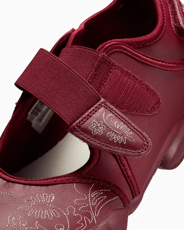 Nike Air Rift Botanical Team Red Details