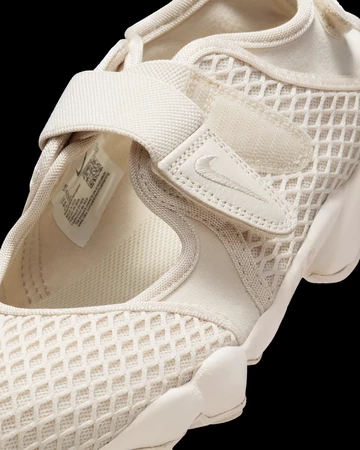 Nike Air Rift Light Orewood Brown Detailbild