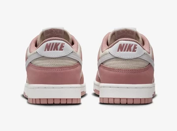 Dunk Low Red Stardust von hinten