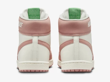 Der Nike Air Ship Rust Pink von hinten