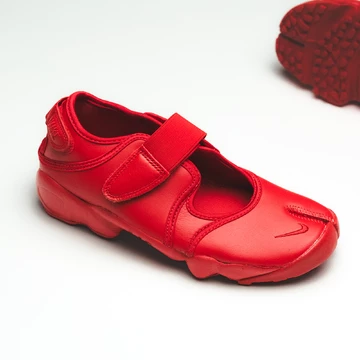 Nike Air Rift Fire Red Außenseite von oben