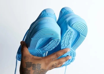 Joe Freshgoods x New Balance 990v6 Made in USA Blue Paar Sohle