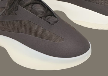 Fear of God Athletics x adidas II Basketball High Top Night Brown Detailbild