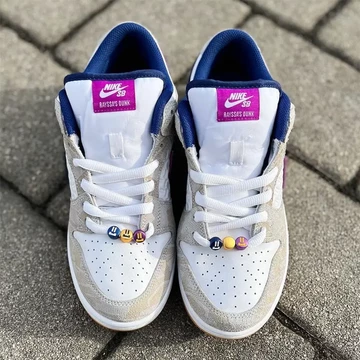 Rayssa Leal Nike SB Dunk Low von oben