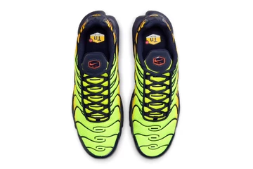 Air Max Plus Lemon Venom Paar von oben
