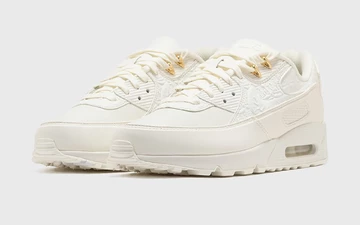 Slawn x Nike Air Max 90 White Paar seitlich