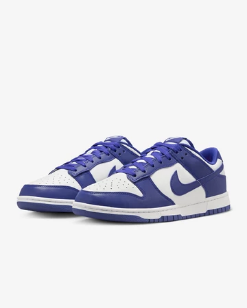 der Dunk Low Concord von schräg außen