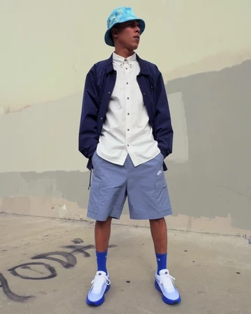 Air Max DN Blue Void On Feet Model von Vorne