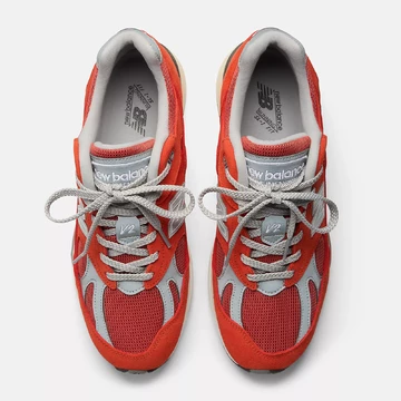 New Balance 991v2 Made in England Grenadine Paar