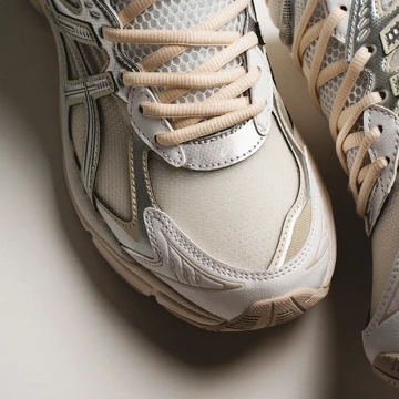 Above the Clouds x Asics GT-2160 Metallic Silver Pack Detailbild