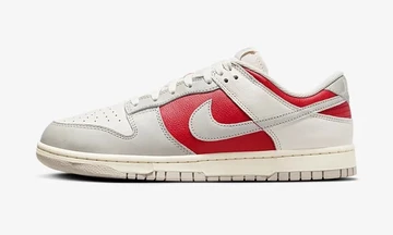 Dunk Low Ivory Ultraman Außenseite
