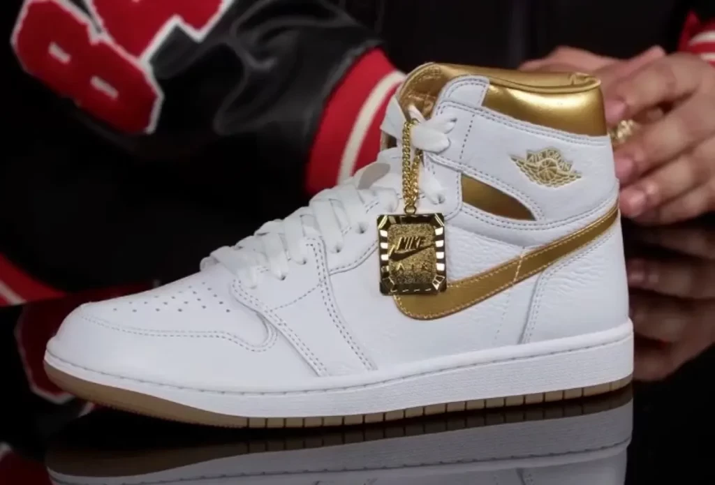 Jordan 1 High Metallic Gold FD2596-107 | Dead Stock