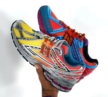 Salehe Bembury x New Balance 1906R Heat Be Hot Seite Handbild