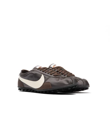 Nike Moon Shoe OG Baroque Brown schräg