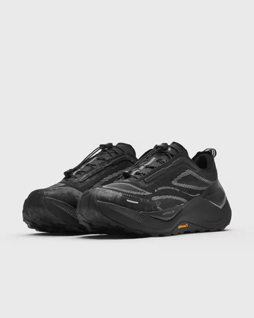 adidas Holo Peak Core Black schräg