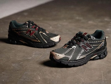 Der Kith New Balance 1906R Black von außen