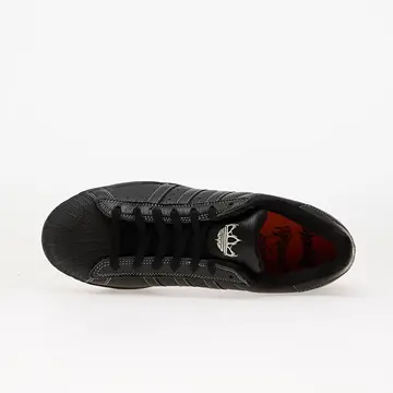 Welcome x adidas Superstar ADV Core Black von oben