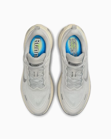 Nike Vomero Plus Platinum Tint Paar