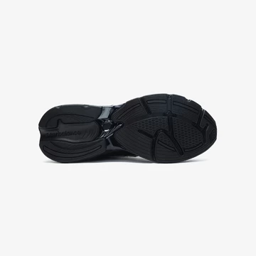 New Balance 2010 Black Green Sohle