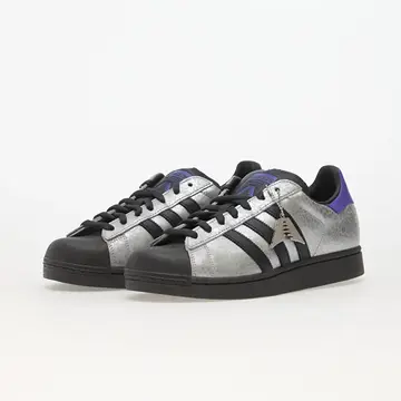 Anthony Edwards x adidas Superstar II Stone Night Grey schräg