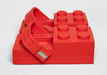 LEGO® x Crocs Brick Clog Bright Red seitlich