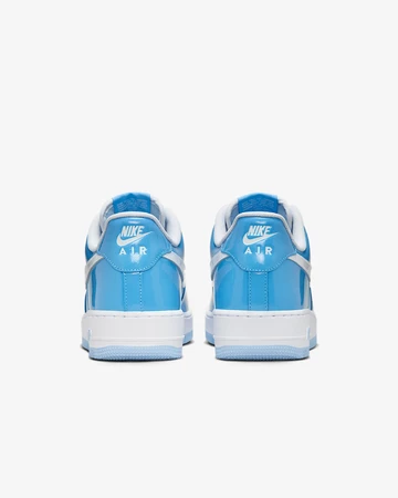 Air Force 1 Psychic Blue White Patent von hinten