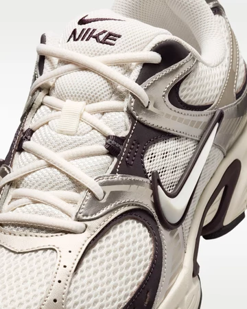 Nike V5 RNR Phantom Details