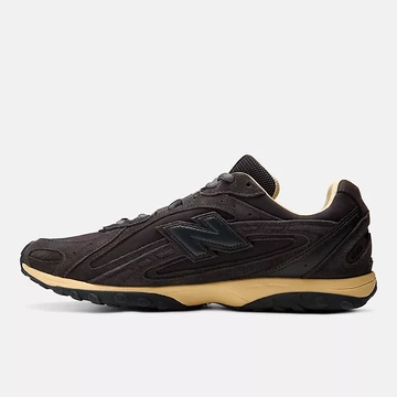 AURALEE x New Balance 204L Pack Innenseite