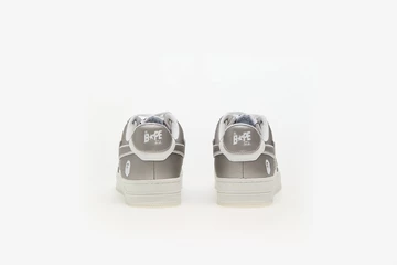 Der Bape Sta M1 Silver von hinten